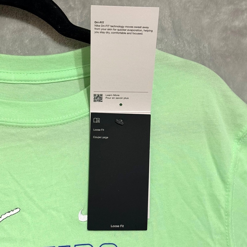 Nike Future Champs T-Shirt Youth XL Green Dri-FIT Short Sleeve Unisex NWT - Picture 2 of 5